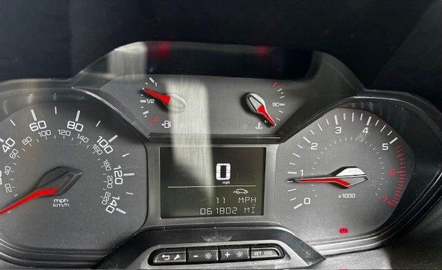 Peugeot Partner image 12